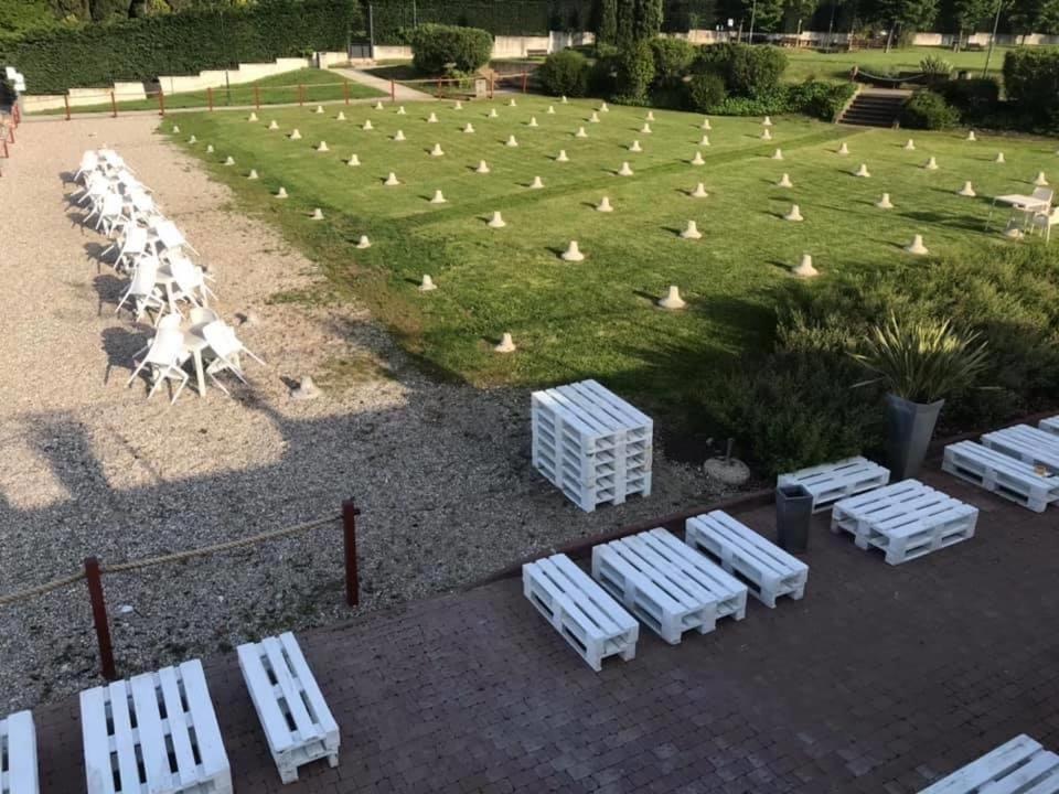 Appartamento Casa Vacanze Spiaggia D'Oro Desenzano del Garda Exterior photo