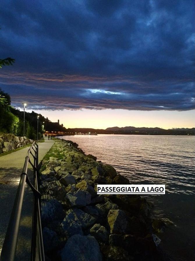 Appartamento Casa Vacanze Spiaggia D'Oro Desenzano del Garda Exterior photo