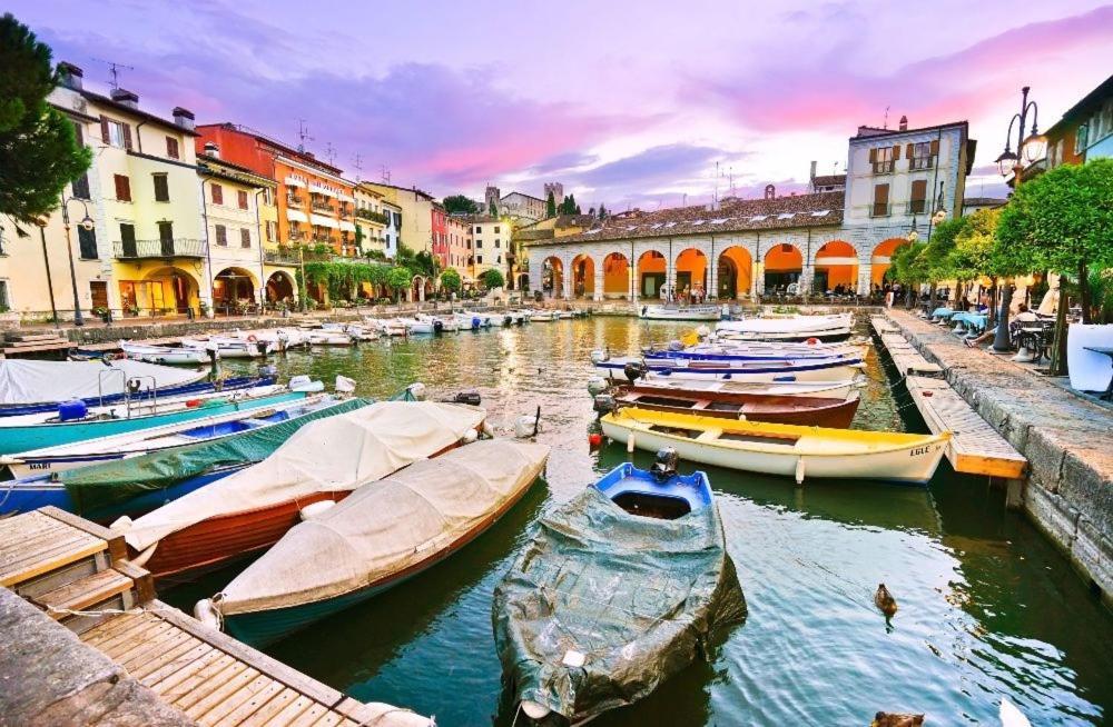 Appartamento Casa Vacanze Spiaggia D'Oro Desenzano del Garda Exterior photo